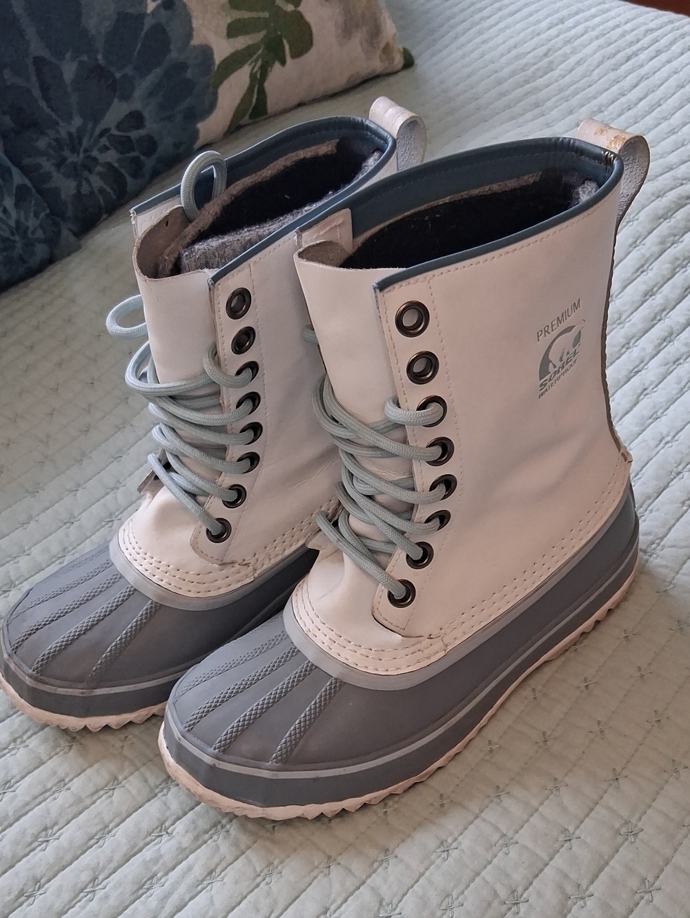 Sorel 1964 Premium Waterproof Lace-Up Winter Boots in White & Aqua Teal
